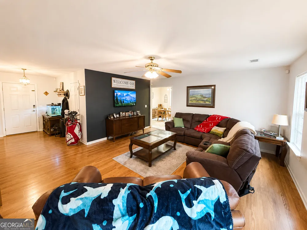 64 Edinburgh DR Tifton, GA 31793
