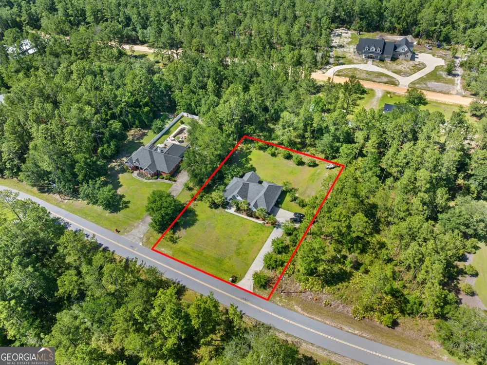 13 N Eagle DR Jesup, GA 31546