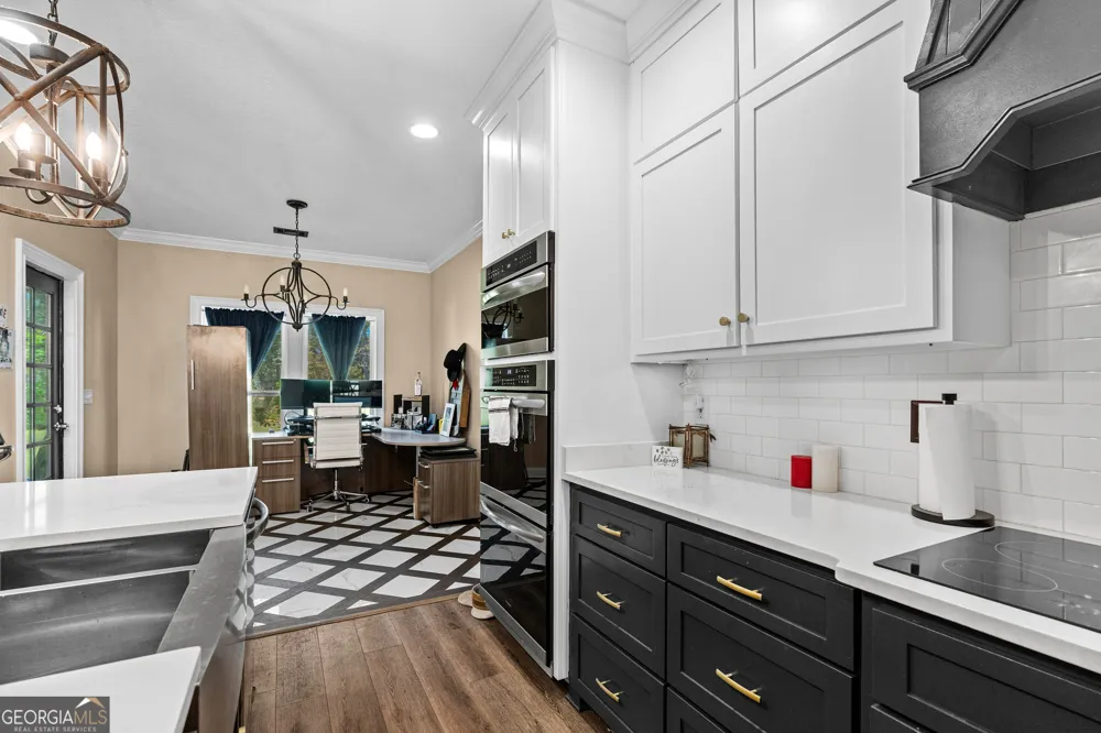 13 N Eagle DR Jesup, GA 31546