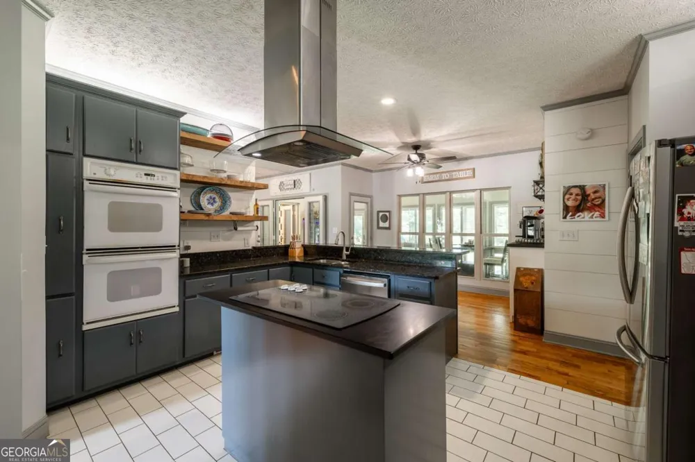 1111 Hale RD Watkinsville, GA 30677