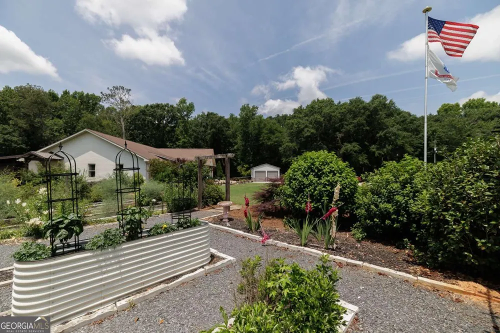 1111 Hale RD Watkinsville, GA 30677