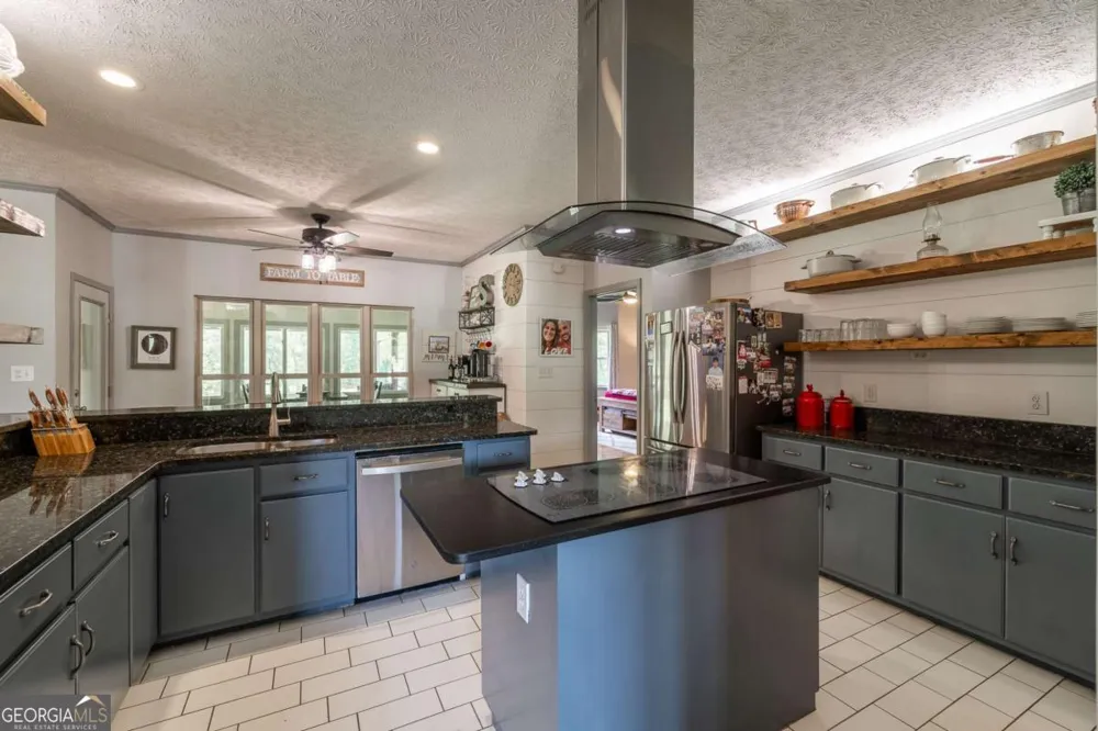 1111 Hale RD Watkinsville, GA 30677