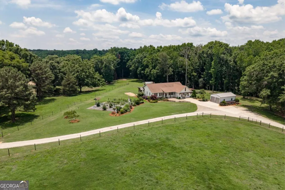 1111 Hale RD Watkinsville, GA 30677