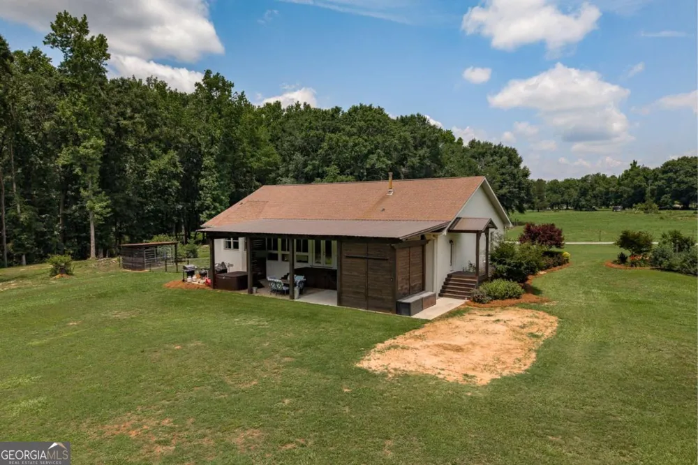 1111 Hale RD Watkinsville, GA 30677