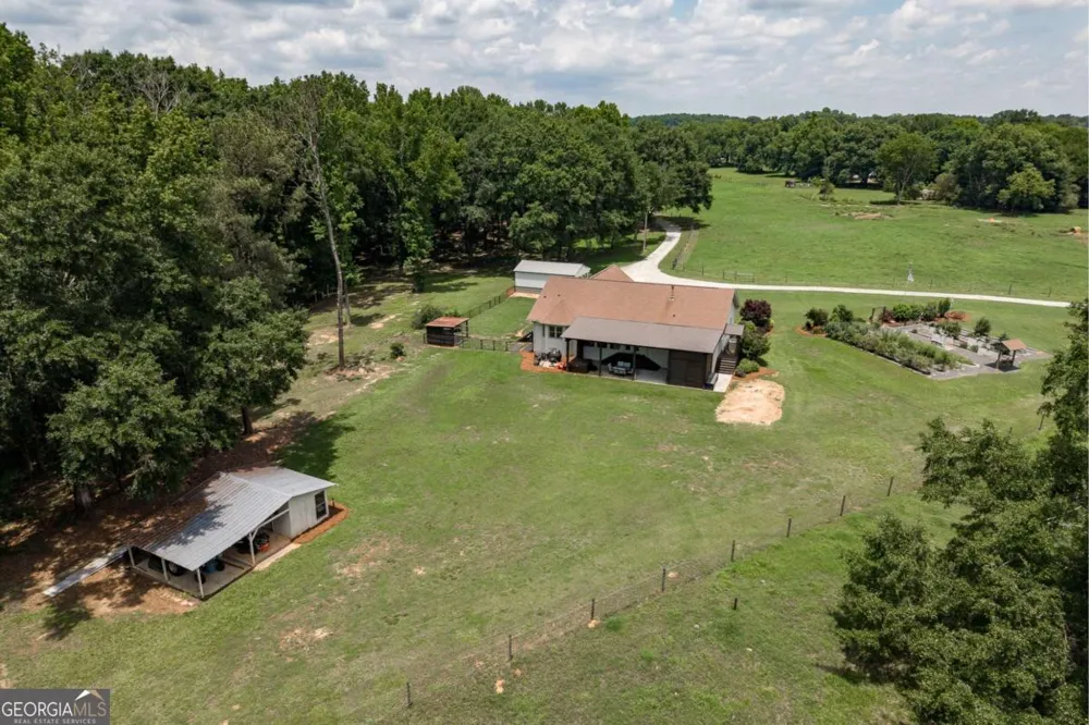 1111 Hale RD Watkinsville, GA 30677