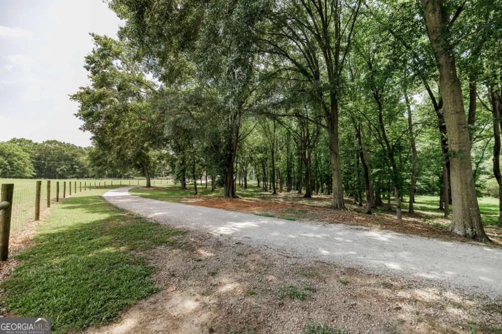 1111 Hale RD Watkinsville, GA 30677