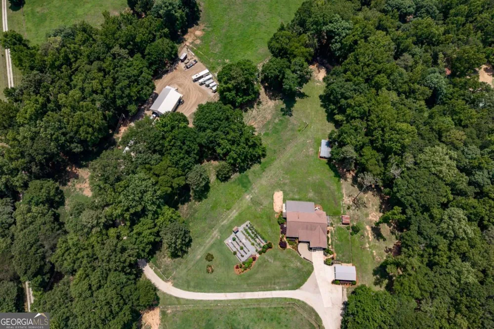 1111 Hale RD Watkinsville, GA 30677