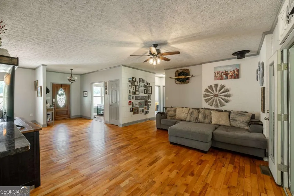 1111 Hale RD Watkinsville, GA 30677