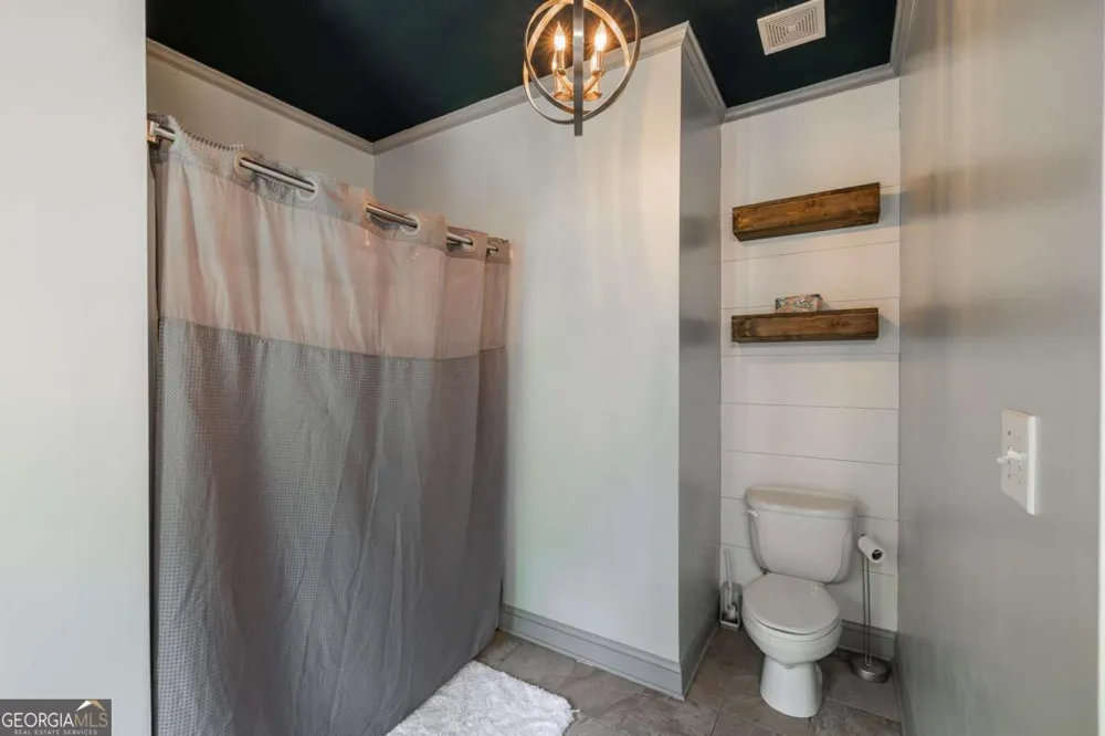 1111 Hale RD Watkinsville, GA 30677