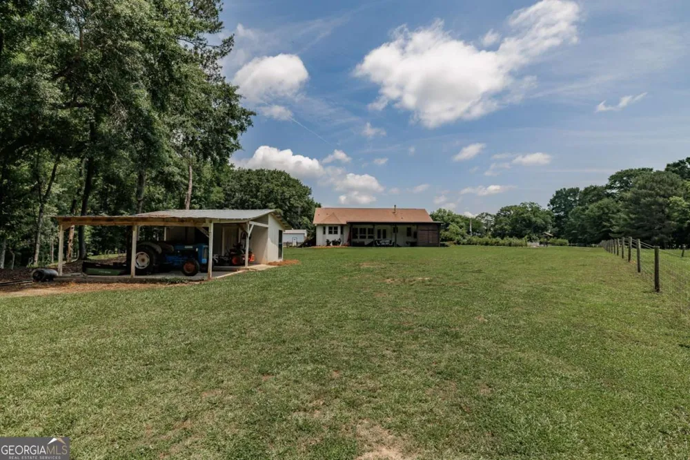 1111 Hale RD Watkinsville, GA 30677