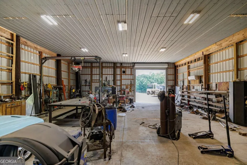 1111 Hale RD Watkinsville, GA 30677