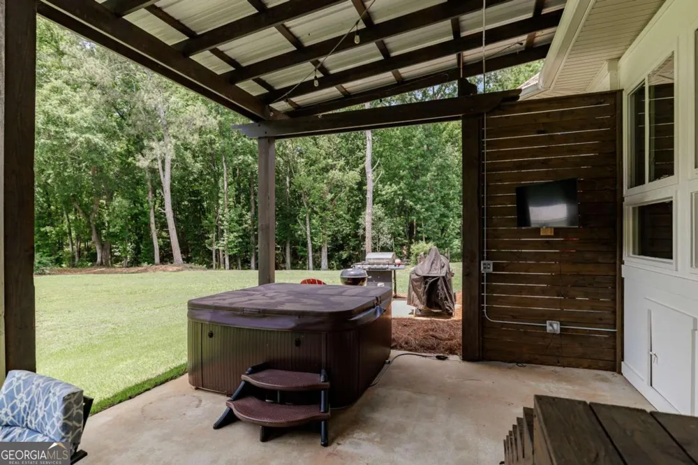 1111 Hale RD Watkinsville, GA 30677