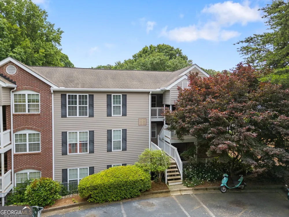 476 Teal CT Roswell, GA 30076