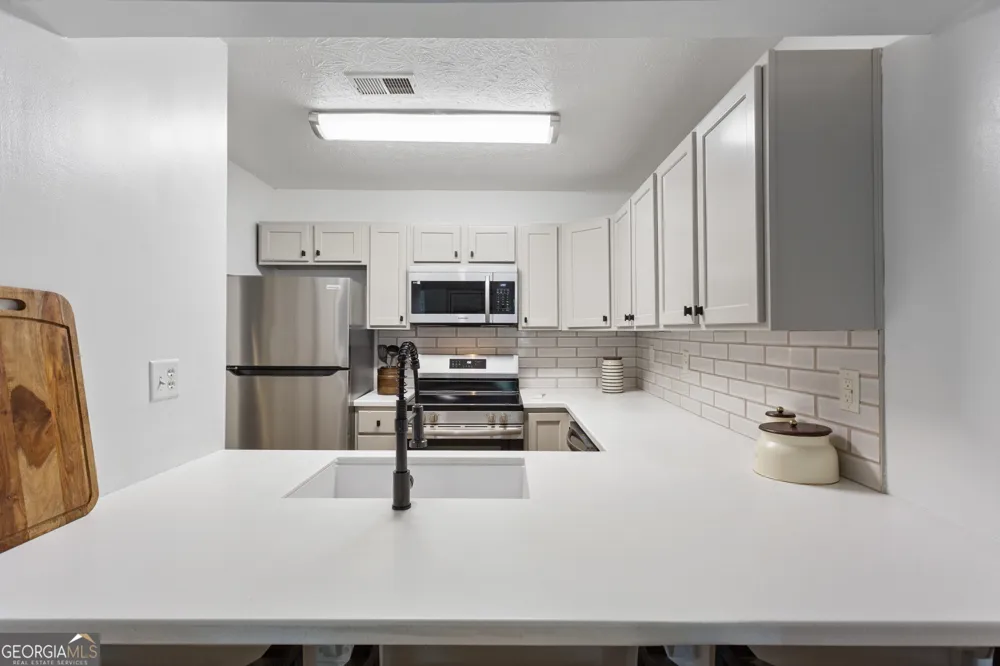 476 Teal CT Roswell, GA 30076