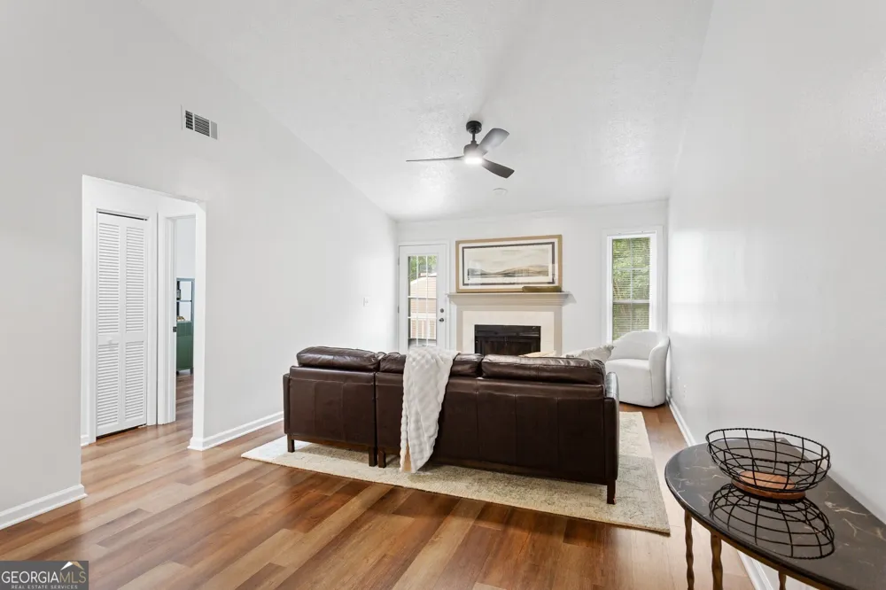 476 Teal CT Roswell, GA 30076