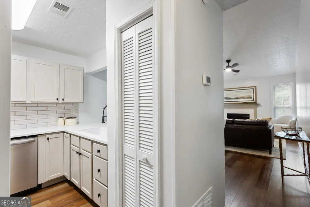 476 Teal CT Roswell, GA 30076