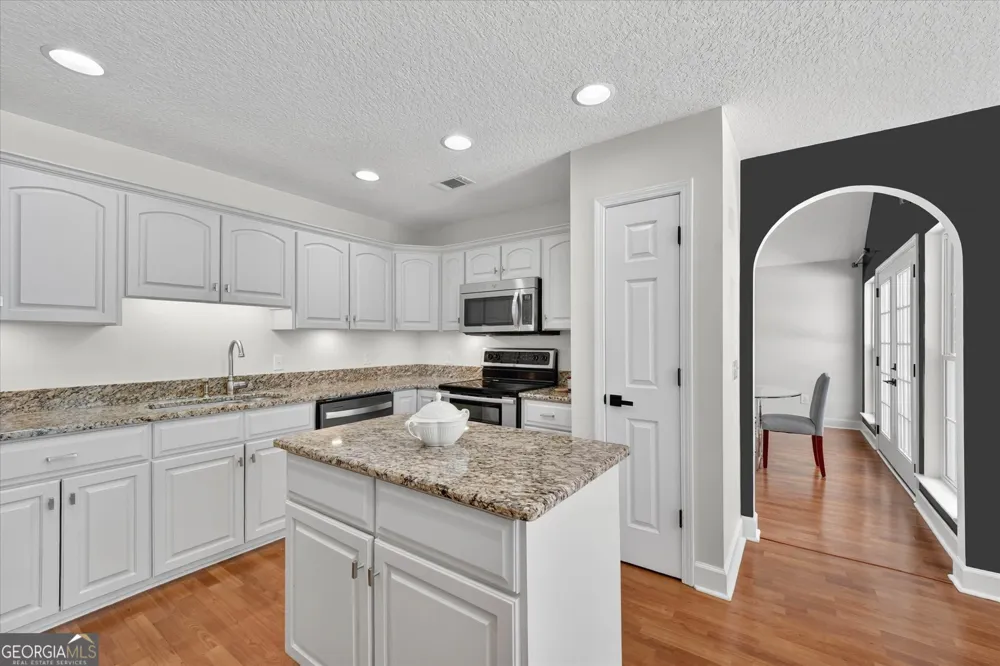 176 NE Cathy Lane Ludowici, GA 31316