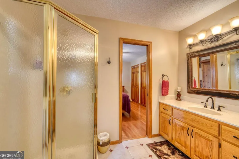 880 Locust TRL Hiawassee, GA 30546