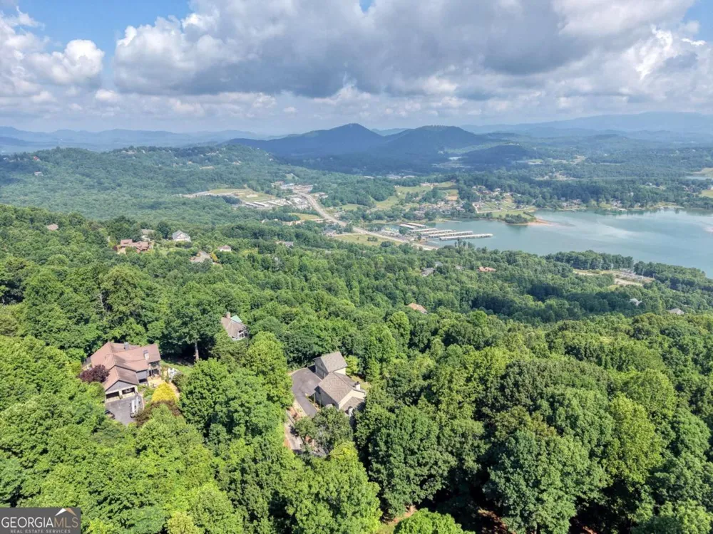 880 Locust TRL Hiawassee, GA 30546