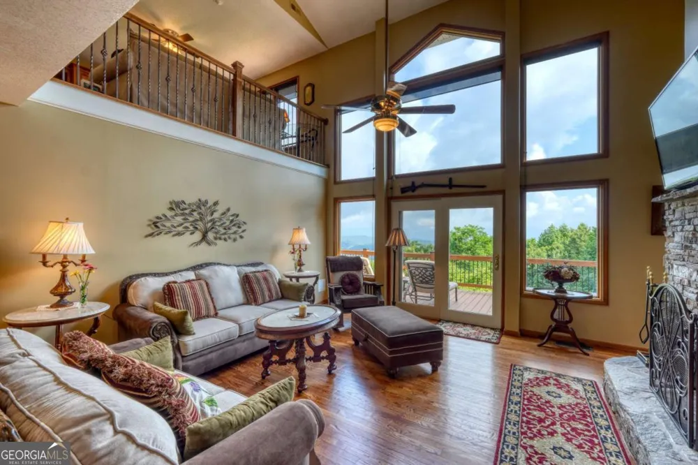 880 Locust TRL Hiawassee, GA 30546