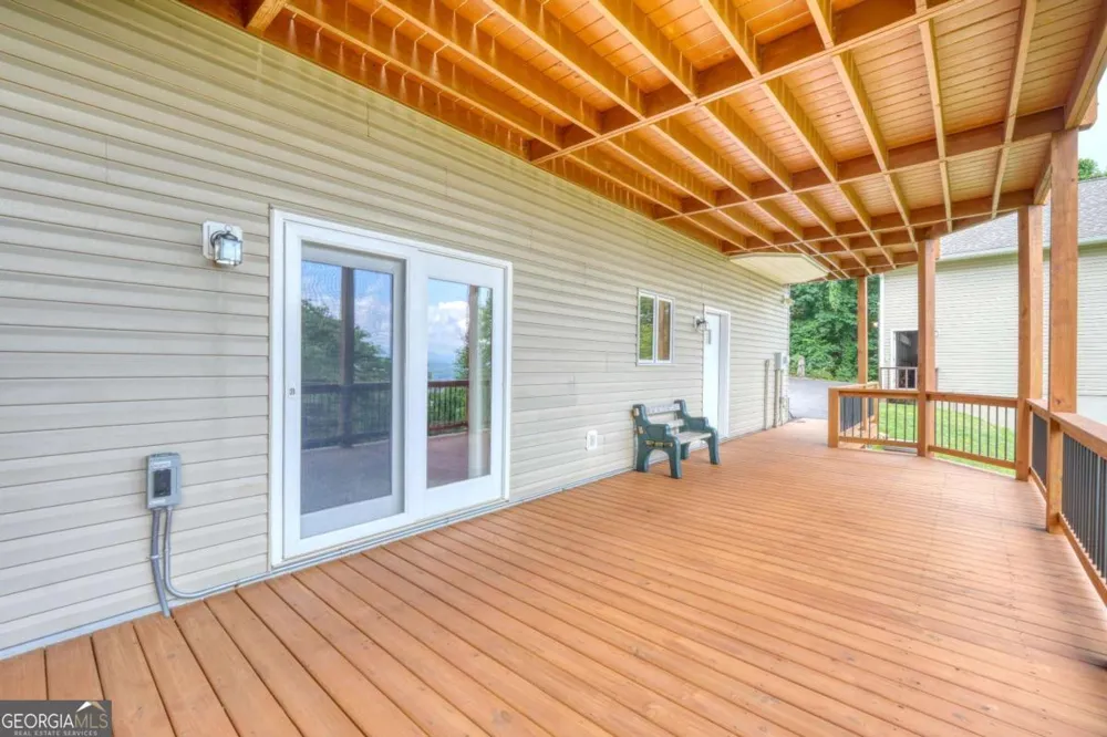 880 Locust TRL Hiawassee, GA 30546