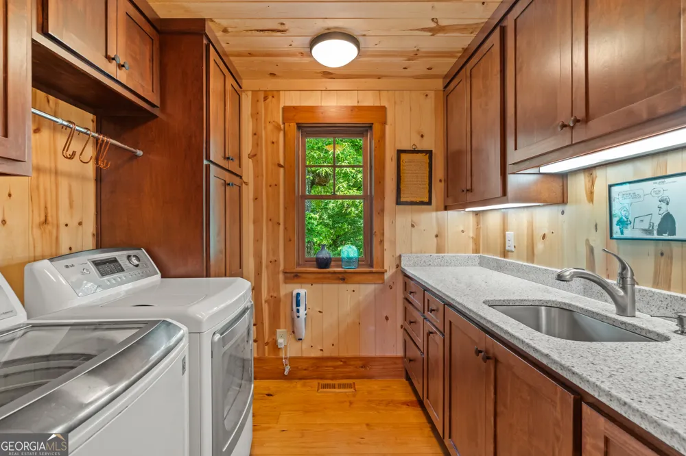 63 + 84 Loudermilk LN Lakemont, GA 30552