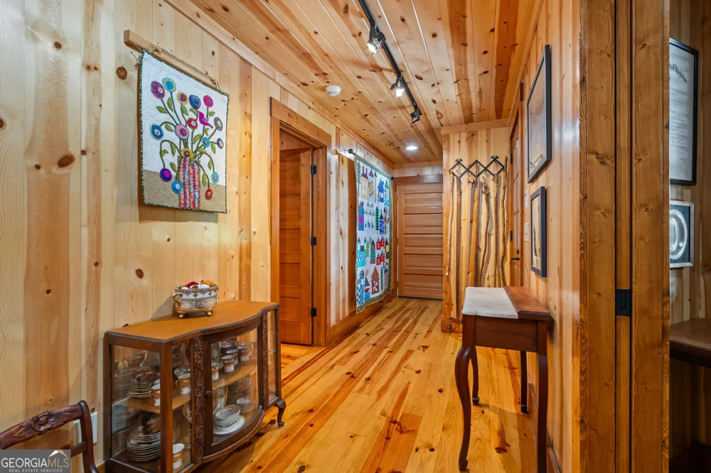 63 + 84 Loudermilk LN Lakemont, GA 30552