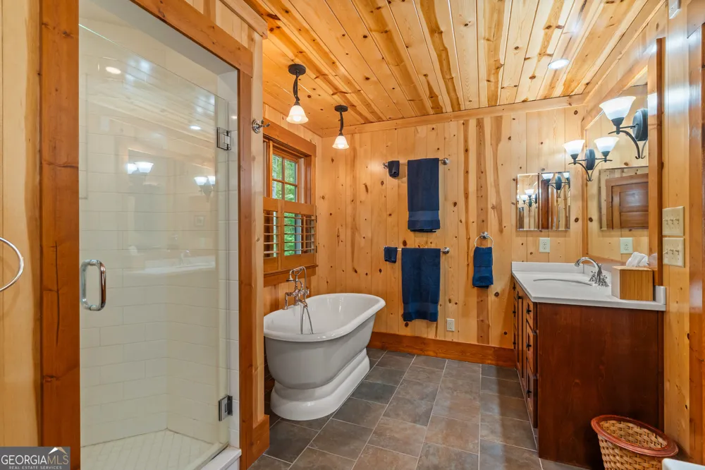 63 + 84 Loudermilk LN Lakemont, GA 30552