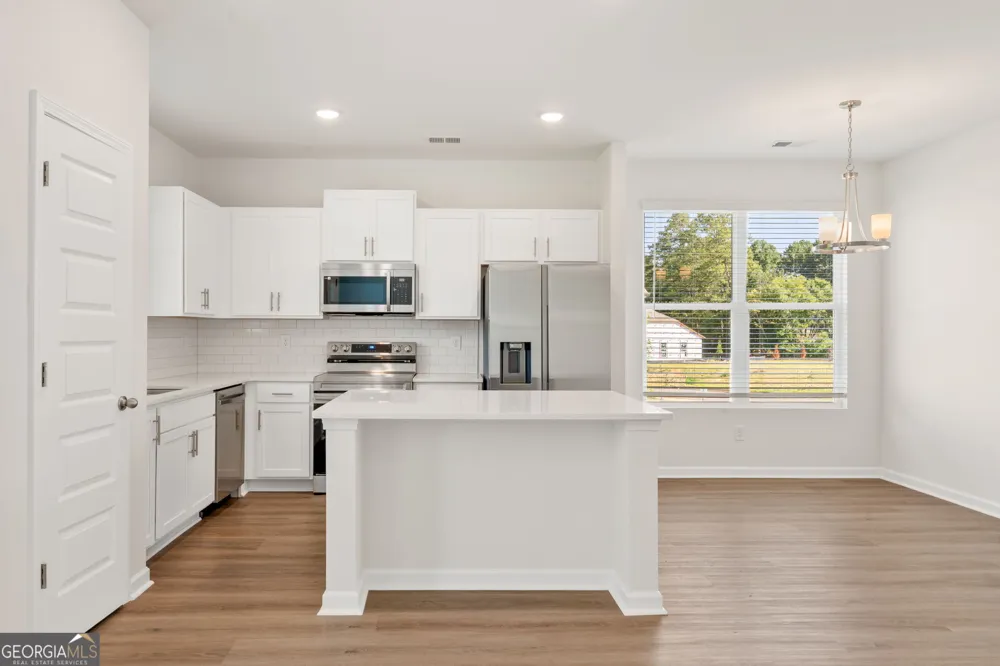 138 Formosa ST Adairsville, GA 30103