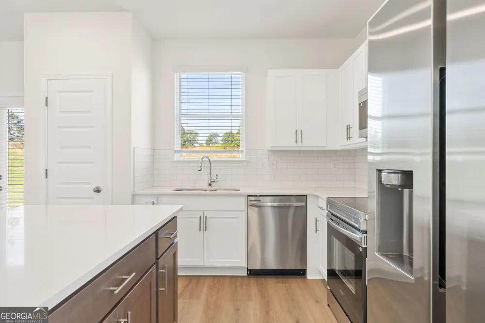 138 Formosa ST Adairsville, GA 30103