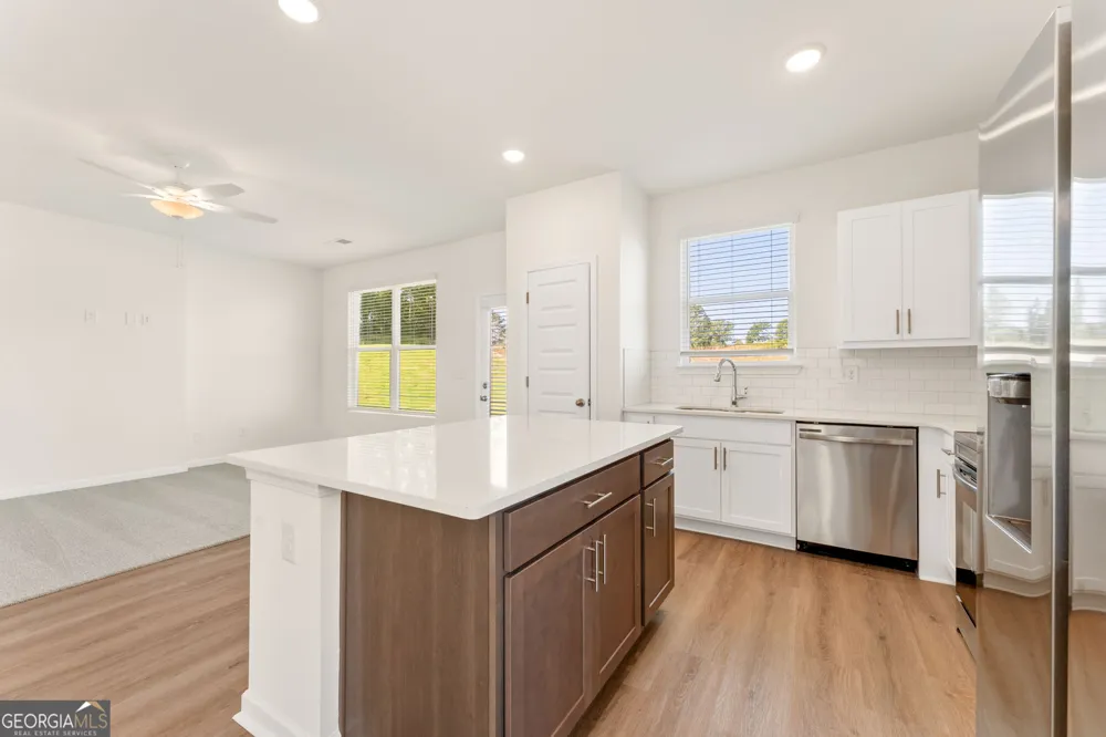 138 Formosa ST Adairsville, GA 30103