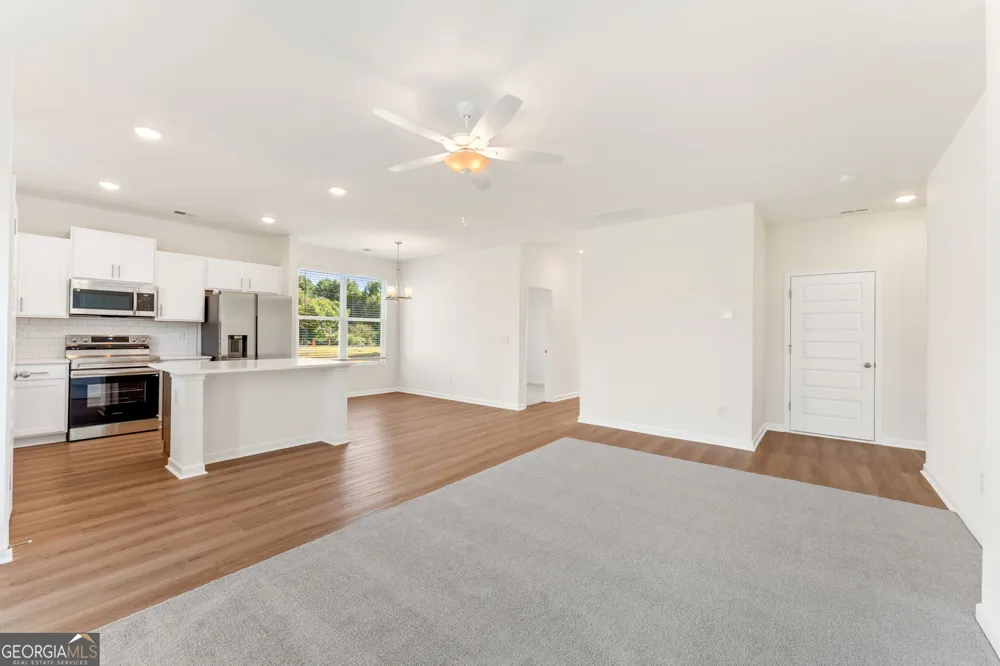 138 Formosa ST Adairsville, GA 30103