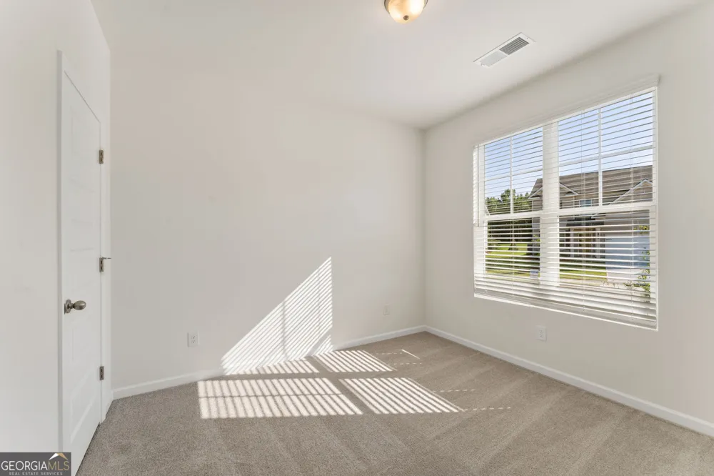 138 Formosa ST Adairsville, GA 30103