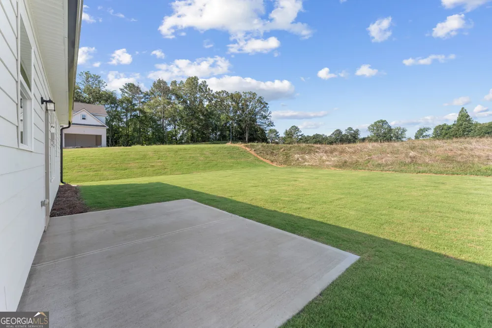 138 Formosa ST Adairsville, GA 30103