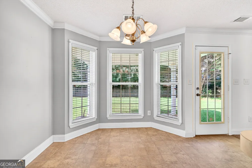 226 Spring Chase CIR Kathleen, GA 31047