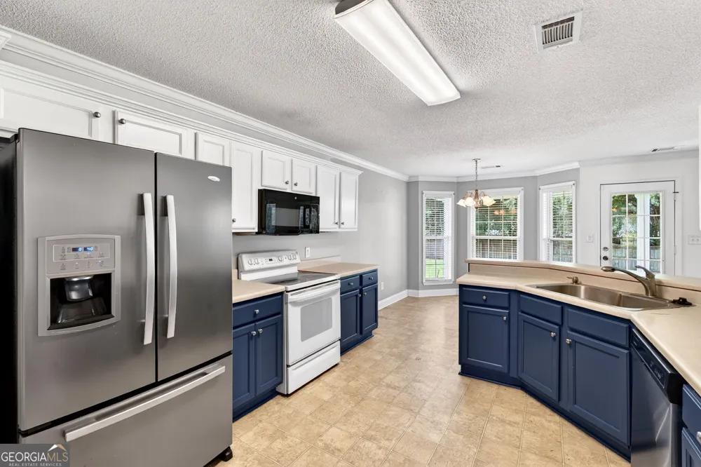 226 Spring Chase CIR Kathleen, GA 31047