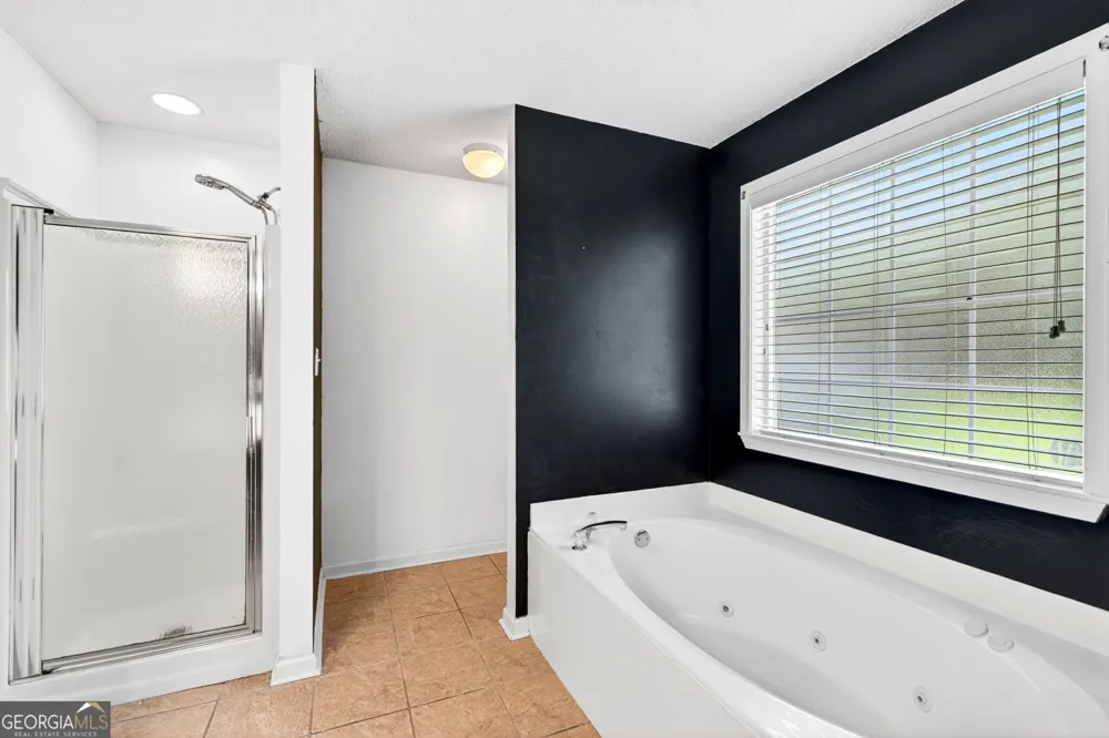 226 Spring Chase CIR Kathleen, GA 31047