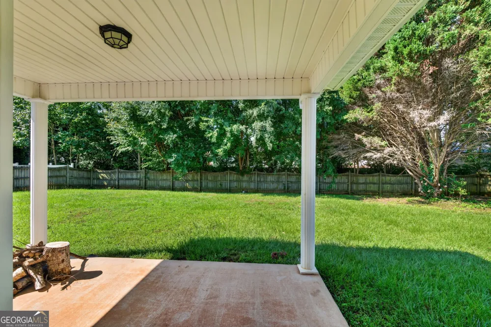 226 Spring Chase CIR Kathleen, GA 31047