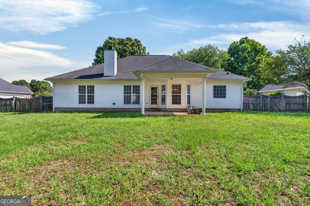 226 Spring Chase CIR Kathleen, GA 31047