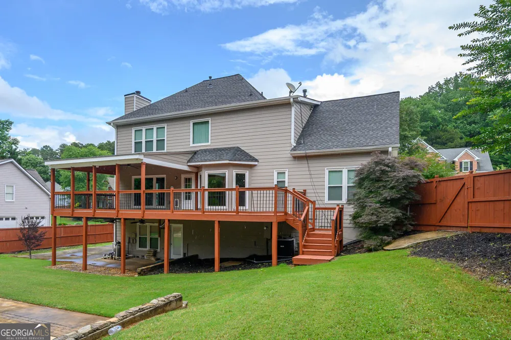 2426 Watercrest TER NW Acworth, GA 30101