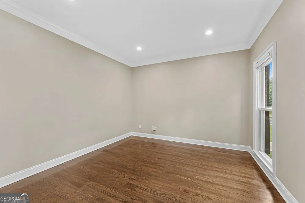 2426 Watercrest TER NW Acworth, GA 30101