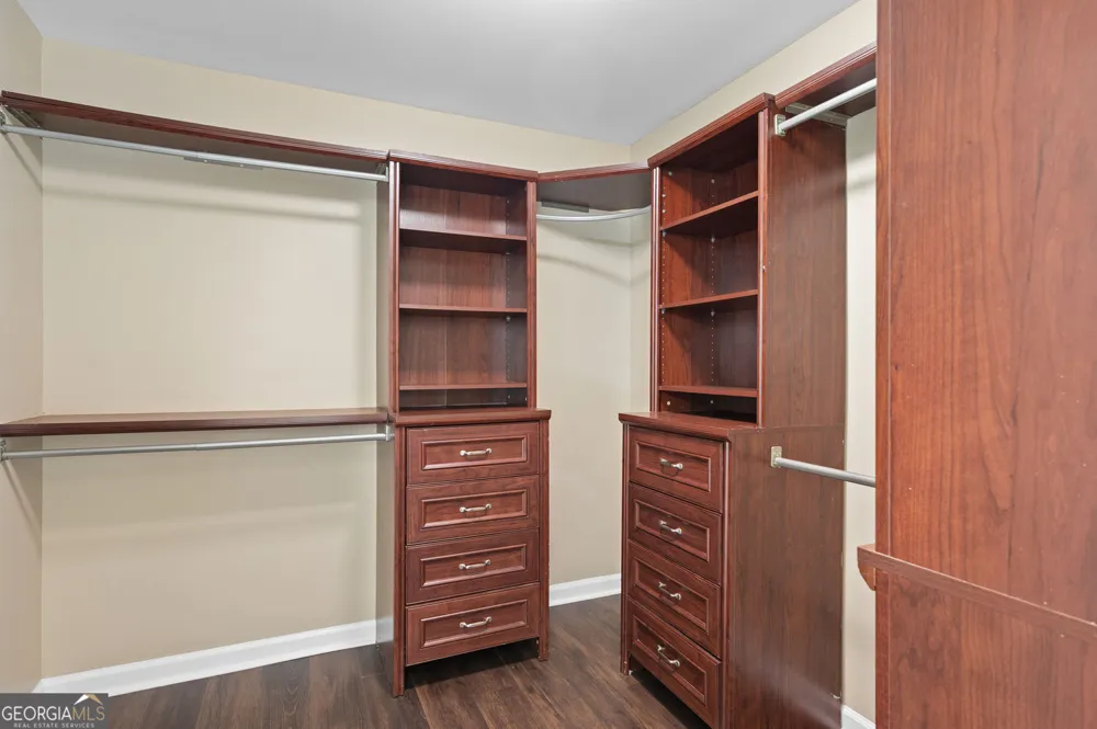 2426 Watercrest TER NW Acworth, GA 30101