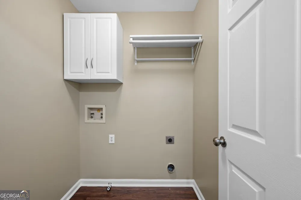 2426 Watercrest TER NW Acworth, GA 30101