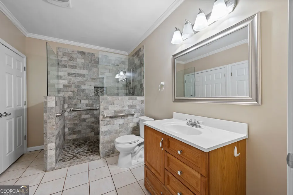 2426 Watercrest TER NW Acworth, GA 30101