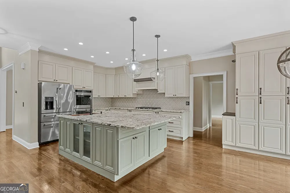 2426 Watercrest TER NW Acworth, GA 30101