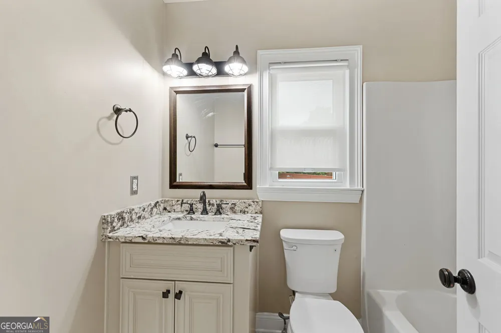 2426 Watercrest TER NW Acworth, GA 30101