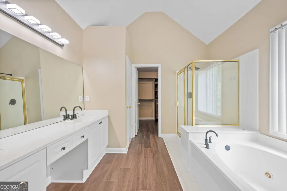 2426 Watercrest TER NW Acworth, GA 30101