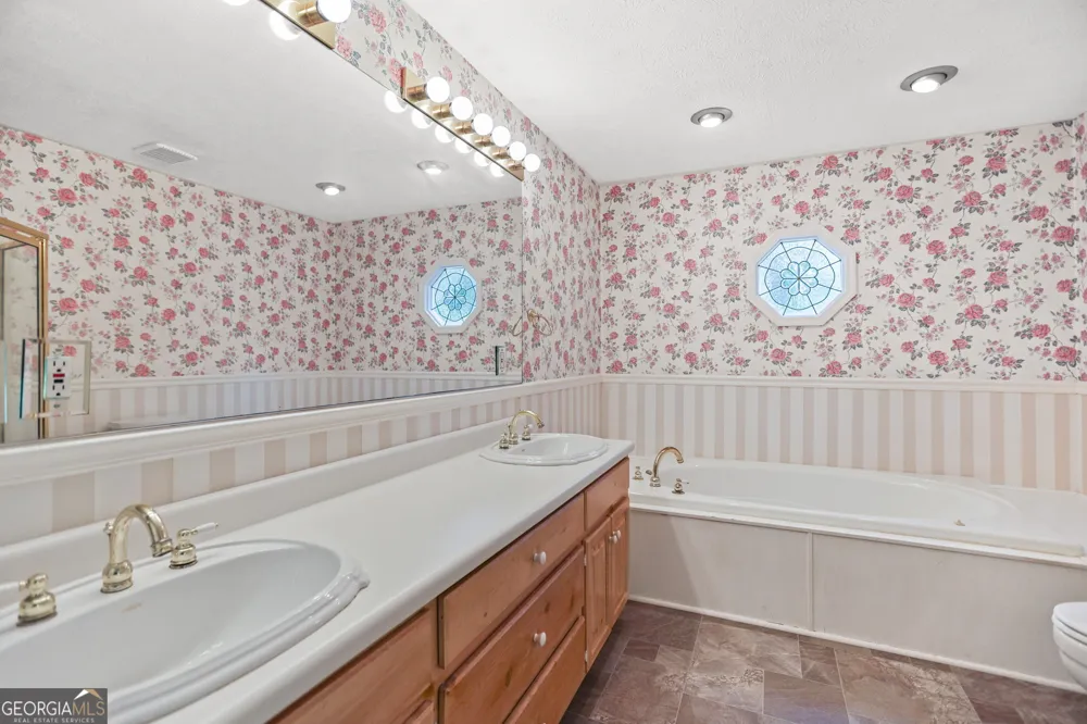 114 Pine Knoll DR Warm Springs, GA 31830