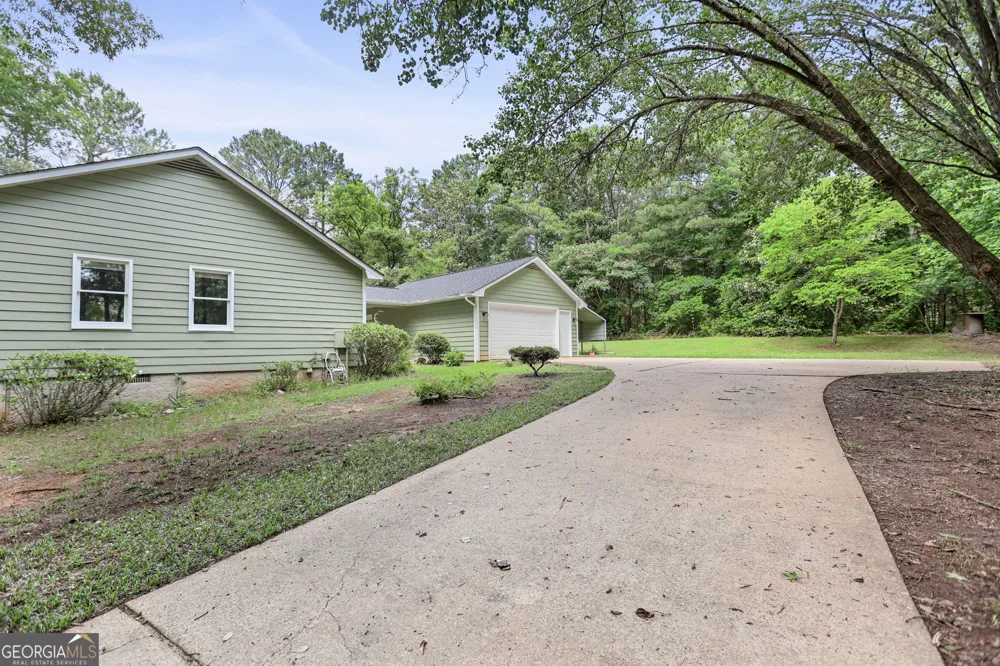 114 Pine Knoll DR Warm Springs, GA 31830