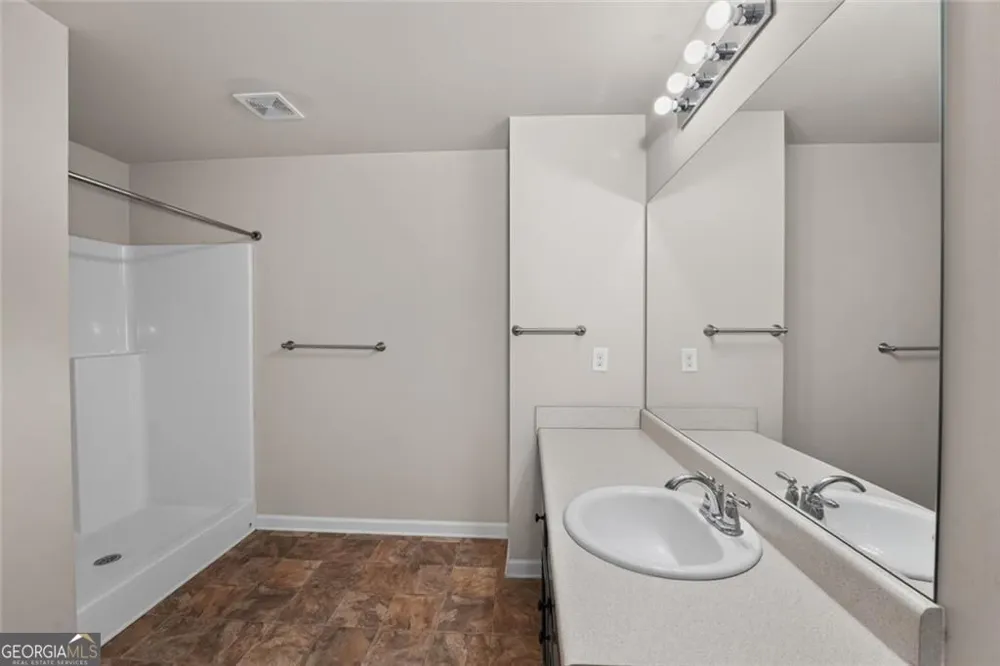 122 Oakview PSGE Canton, GA 30114